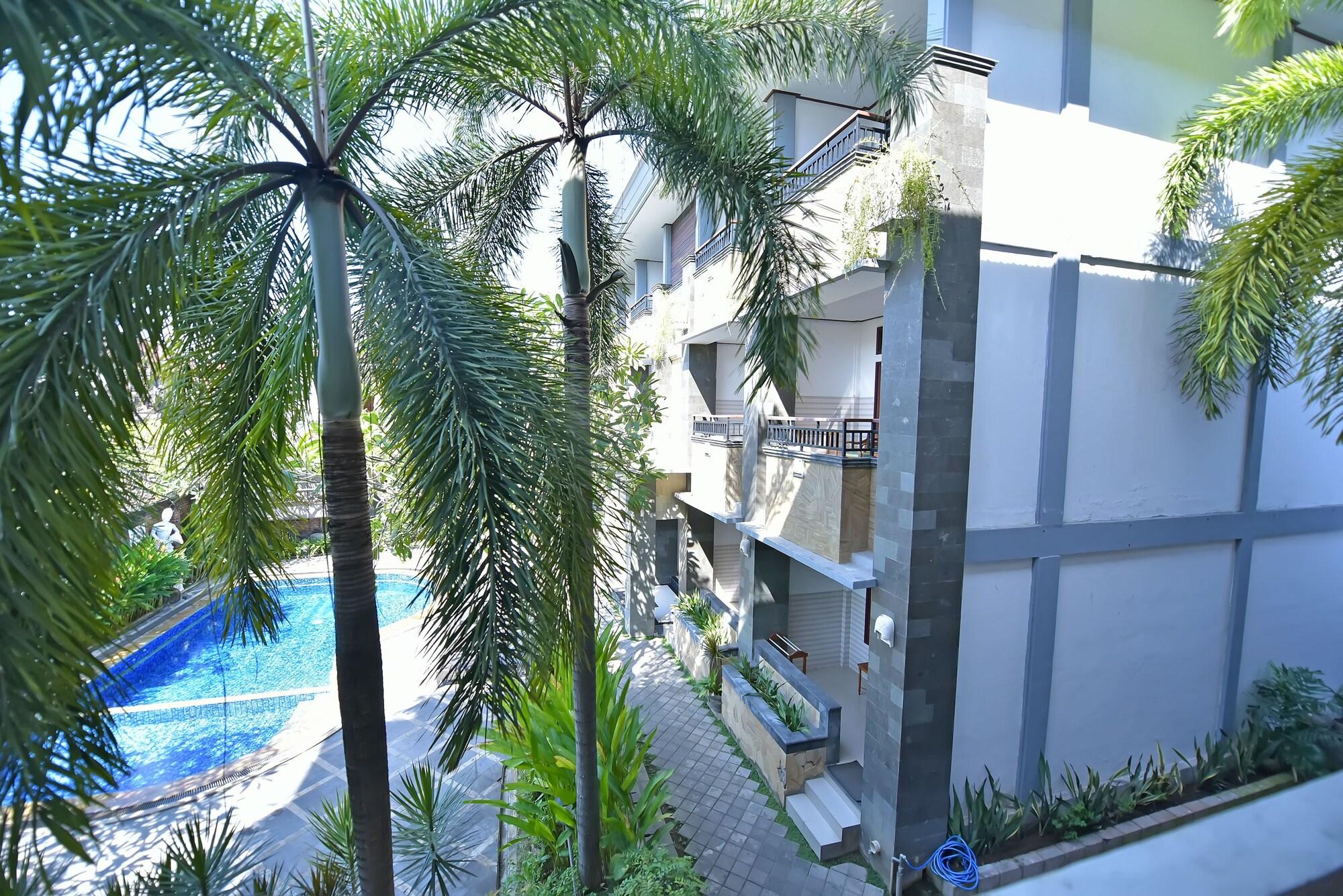 Sandat Hotel Kuta Кута Экстерьер фото
