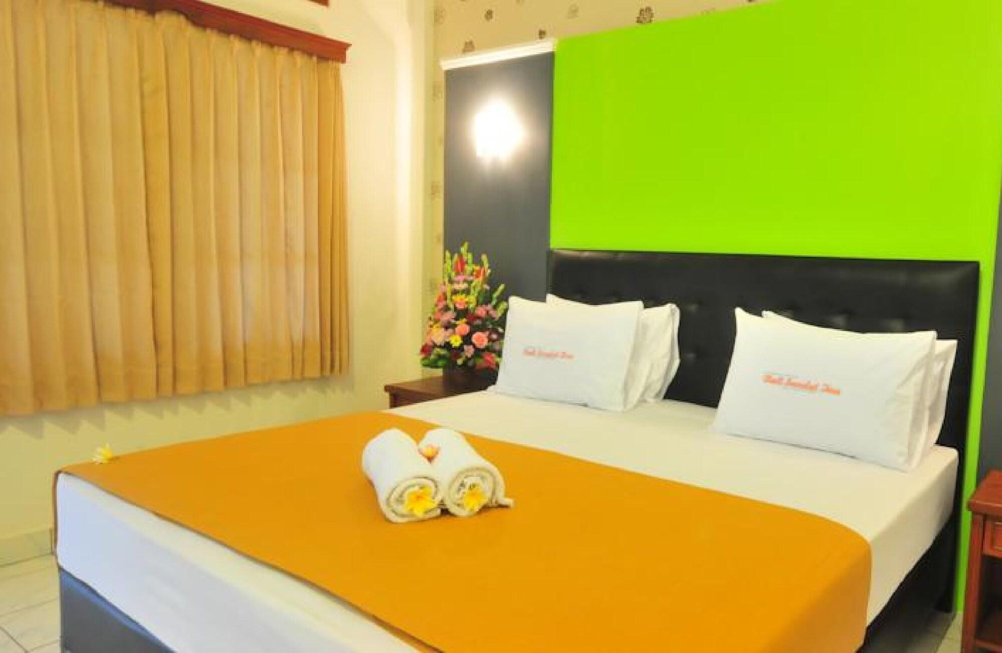 Sandat Hotel Kuta Кута Экстерьер фото