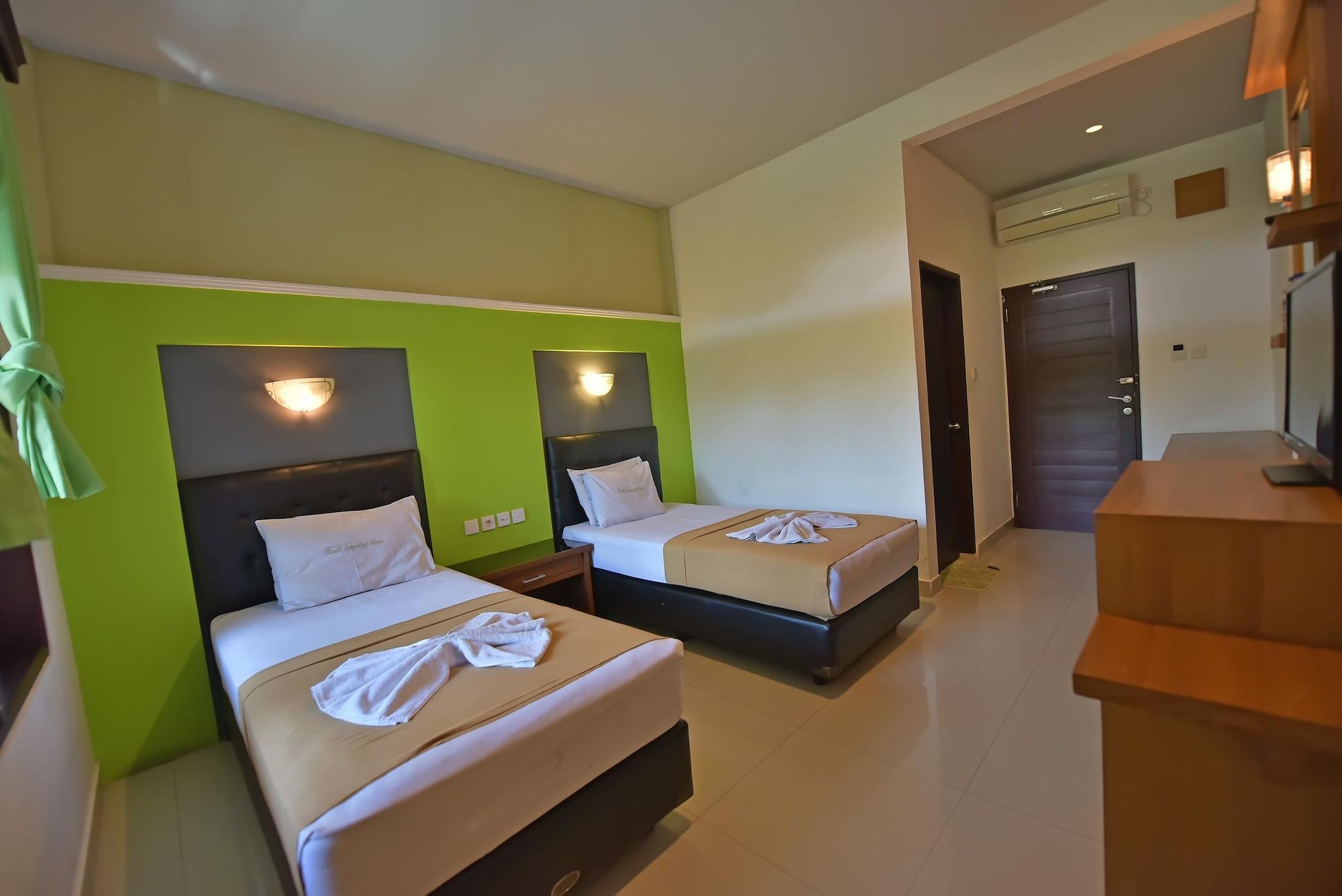 Sandat Hotel Kuta Кута Экстерьер фото