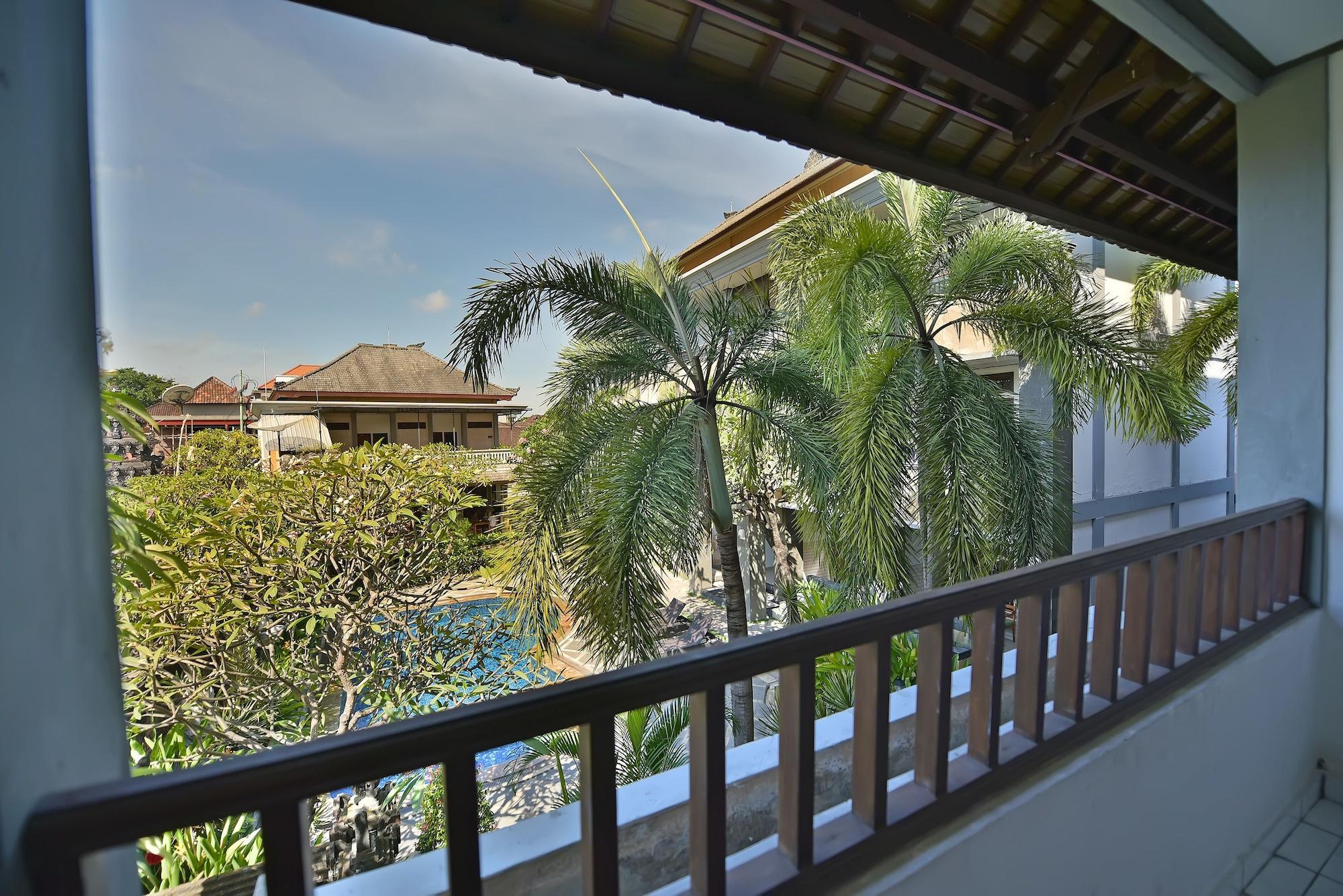 Sandat Hotel Kuta Кута Экстерьер фото